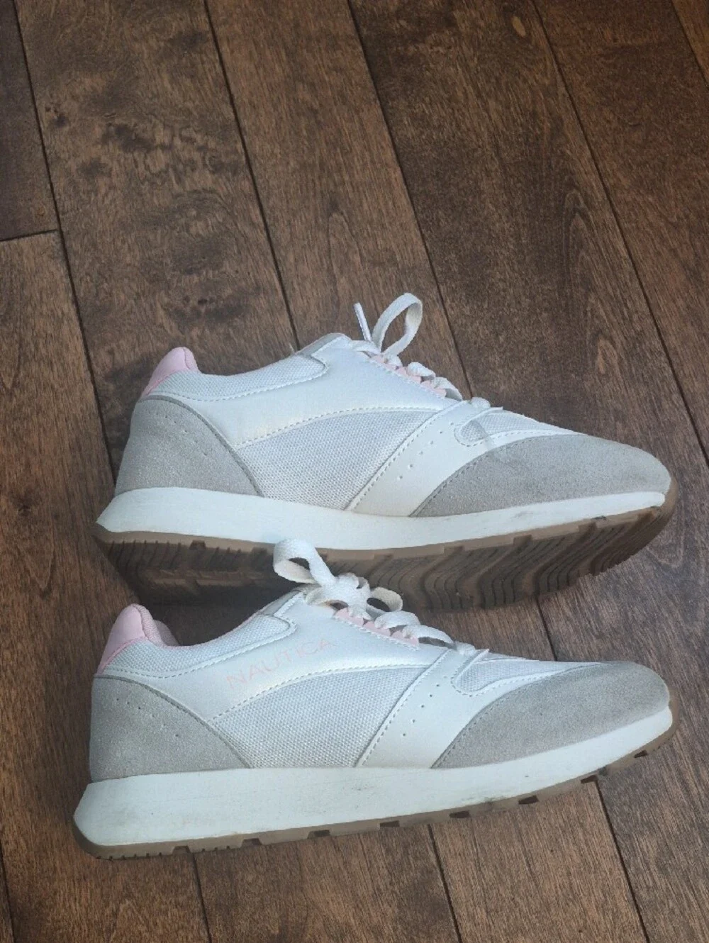 Nautica White Sneakers with Light Pink Lining Size 5